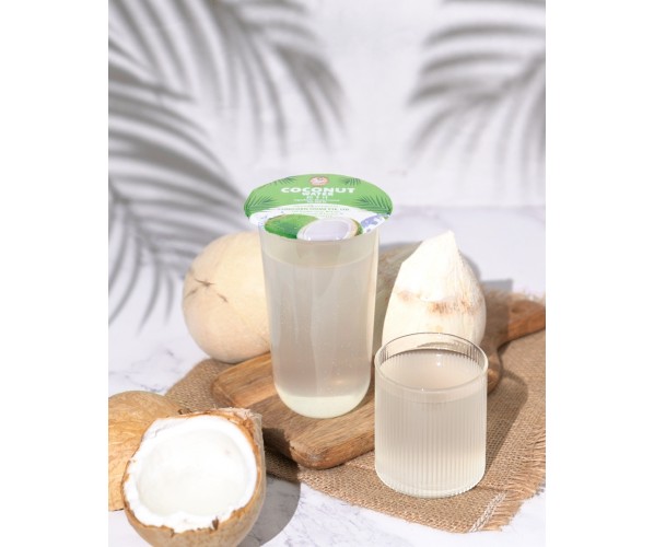 Fresh Chilled Pure Thailand Coconut Water (450ml)